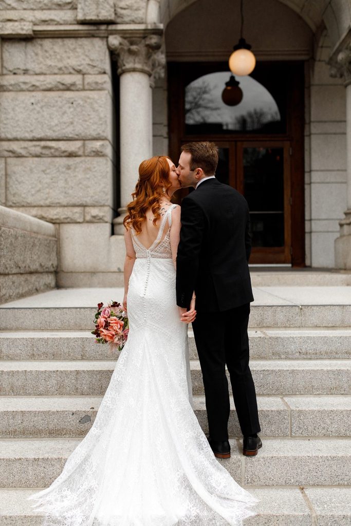 Laid Back Moody MuseumLab Wedding | Burgh Brides | Alexa Frankovitch Photography