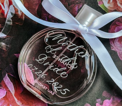 Oliver Lettering Co. | Pittsburgh Wedding Live Engraving | Burgh Brides