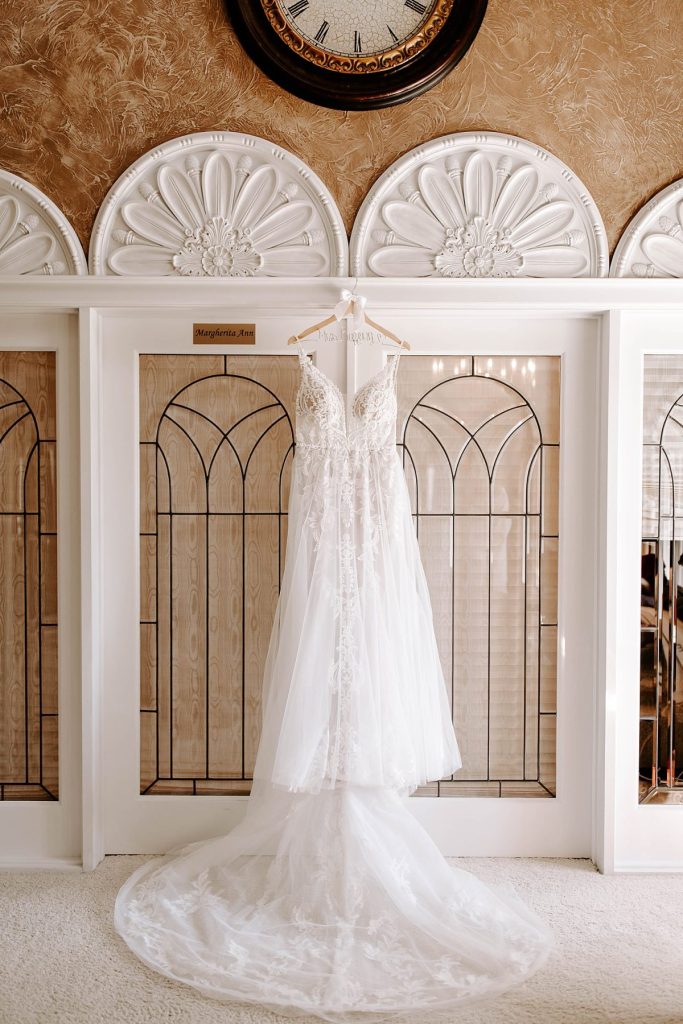 Vintage Modern Wedding at The Grand Estate | Burgh Brides | Rachel Wehan Photography
