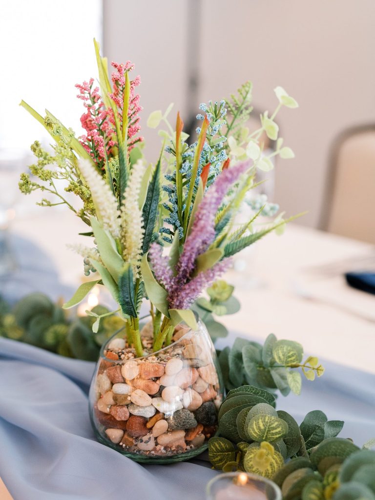 Colorful Treesdale Golf & Country Club Wedding | Burgh Brides | Anne Troxel Photography