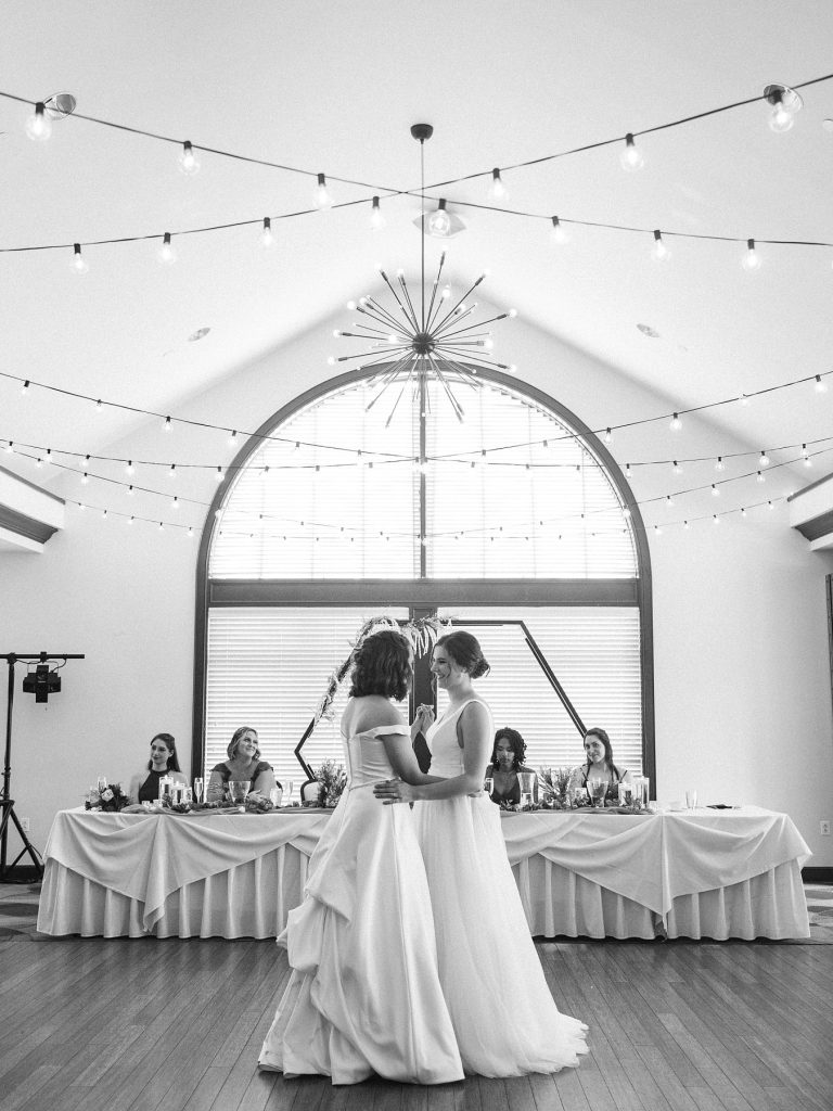 Colorful Treesdale Golf & Country Club Wedding | Burgh Brides | Anne Troxel Photography