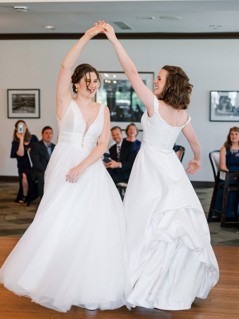 Colorful Treesdale Golf & Country Club Wedding | Burgh Brides | Anne Troxel Photography