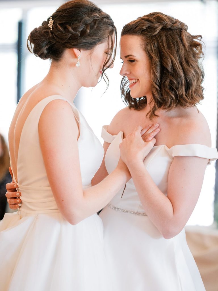 Colorful Treesdale Golf & Country Club Wedding | Burgh Brides | Anne Troxel Photography