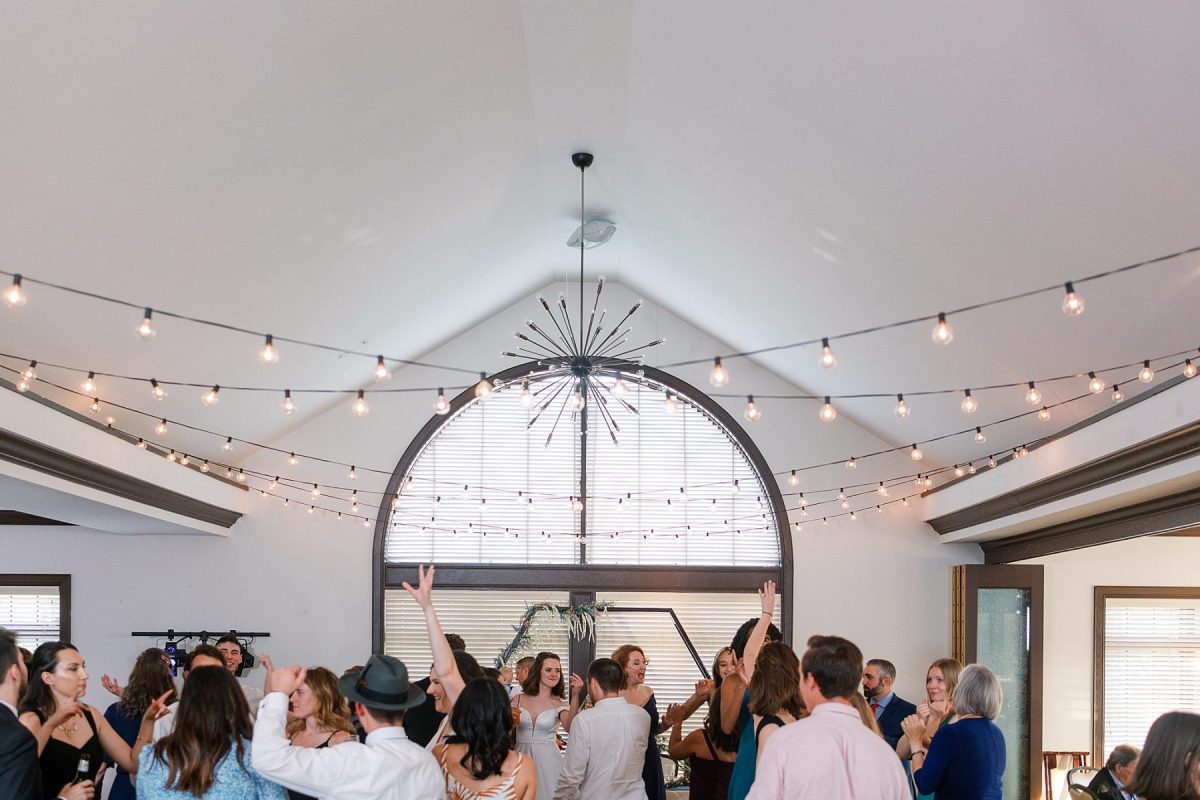 Colorful Treesdale Golf & Country Club Wedding | Burgh Brides | Anne Troxel Photography