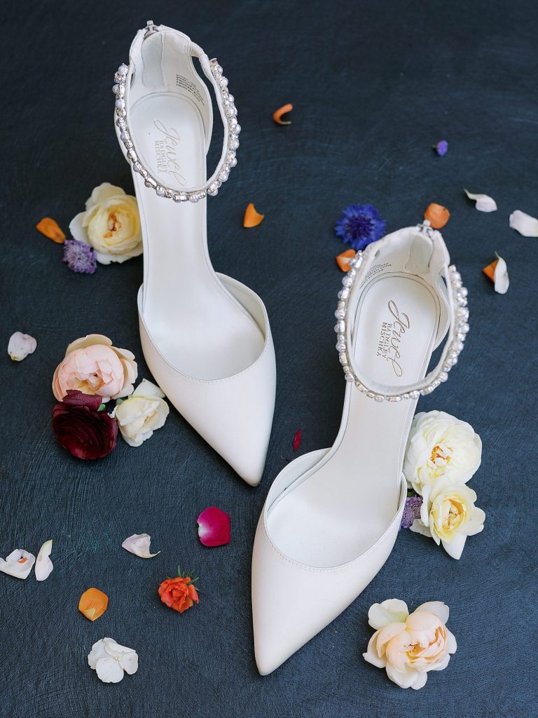 Colorful Treesdale Golf & Country Club Wedding | Burgh Brides | Anne Troxel Photography