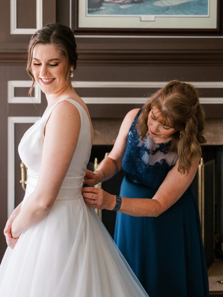 Colorful Treesdale Golf & Country Club Wedding | Burgh Brides | Anne Troxel Photography