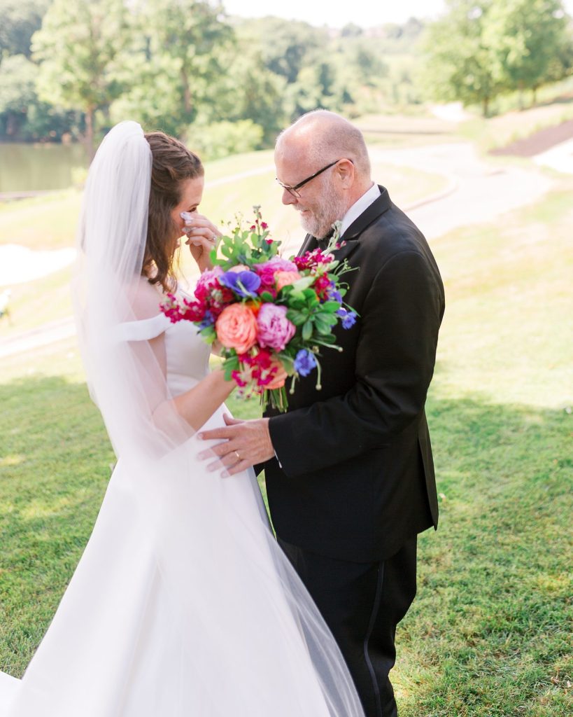Colorful Treesdale Golf & Country Club Wedding | Burgh Brides | Anne Troxel Photography