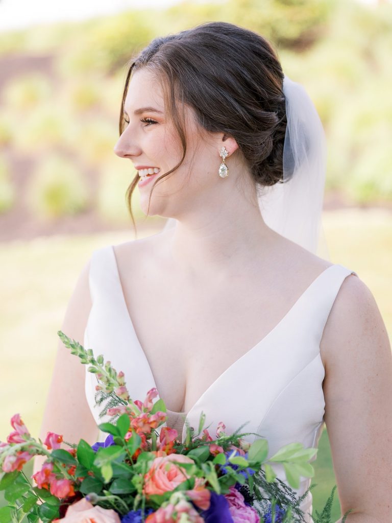 Colorful Treesdale Golf & Country Club Wedding | Burgh Brides | Anne Troxel Photography
