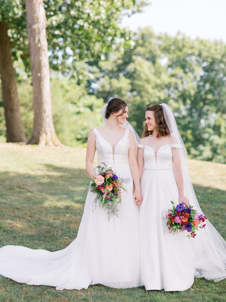 Colorful Treesdale Golf & Country Club Wedding | Burgh Brides | Anne Troxel Photography