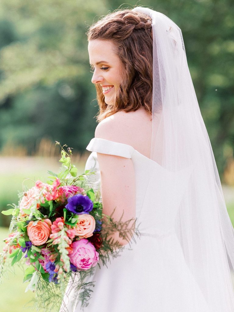 Colorful Treesdale Golf & Country Club Wedding | Burgh Brides | Anne Troxel Photography