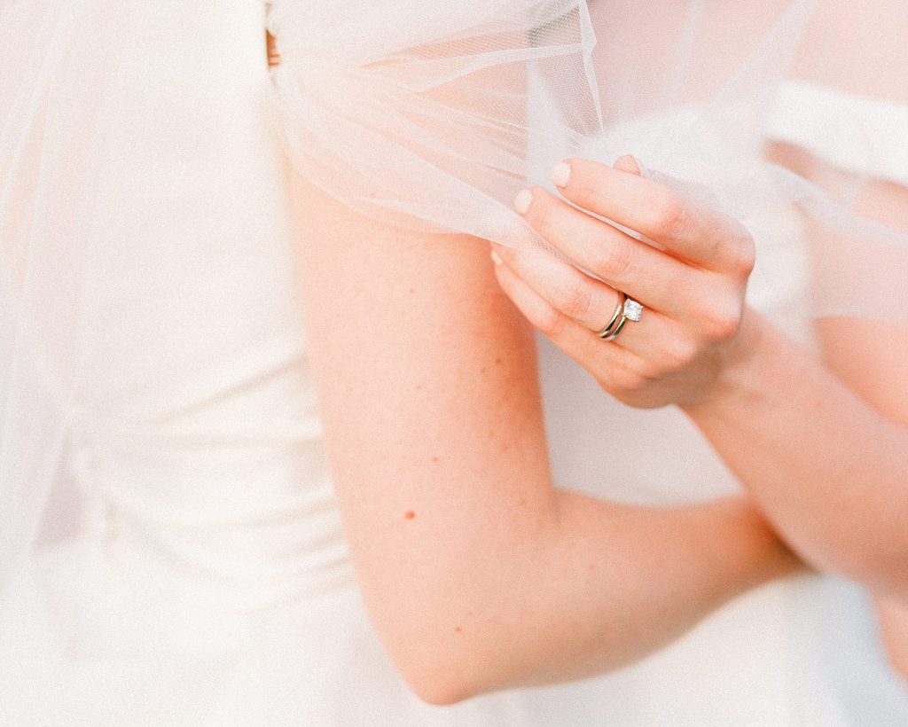 Colorful Treesdale Golf & Country Club Wedding | Burgh Brides | Anne Troxel Photography