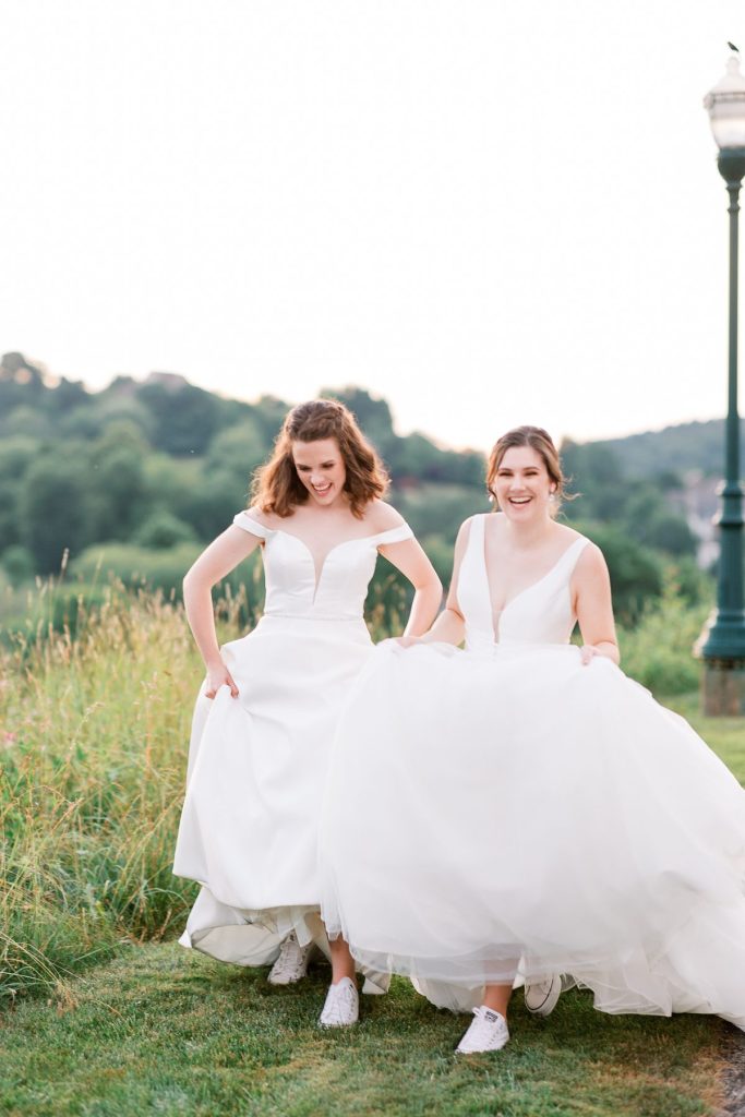 Colorful Treesdale Golf & Country Club Wedding | Burgh Brides | Anne Troxel Photography