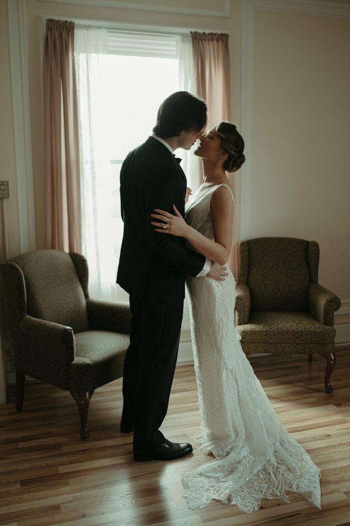 Art Deco Inspired Wedding at The George Washington Hotel | Burgh Brides | Liza Kirk Photography