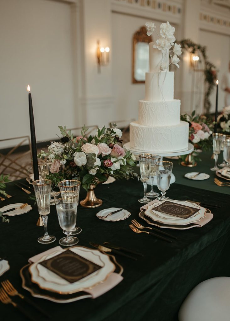 Art Deco Inspired Wedding at The George Washington Hotel | Burgh Brides | Liza Kirk Photography
