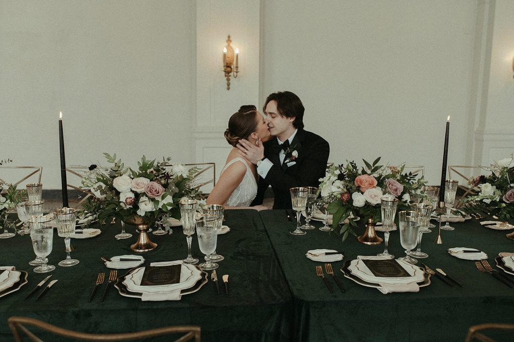 Art Deco Inspired Wedding at The George Washington Hotel | Burgh Brides | Liza Kirk Photography