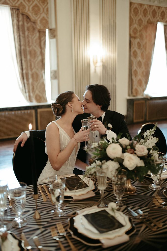 Art Deco Inspired Wedding at The George Washington Hotel | Burgh Brides | Liza Kirk Photography