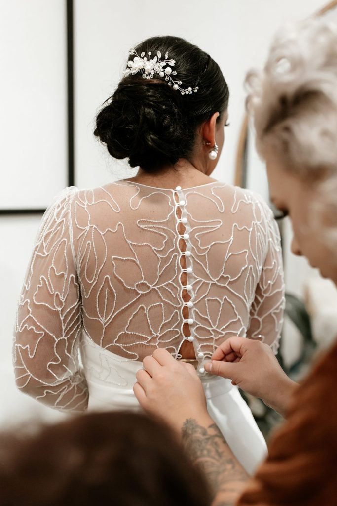 Burnt Orange Winter Wedding at The Harper | Burgh Brides | Lex King Photography