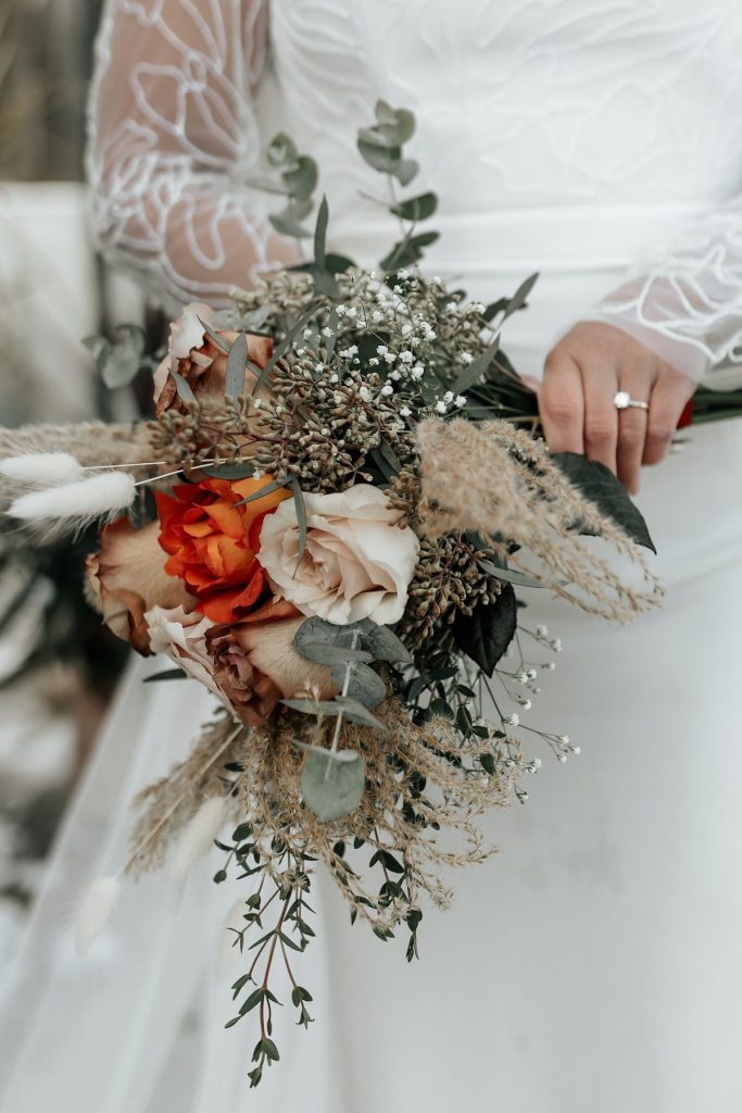 Burnt Orange Winter Wedding at The Harper | Burgh Brides | Lex King Photography