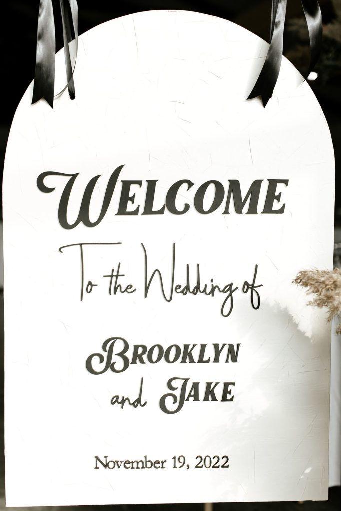 Burnt Orange Winter Wedding at The Harper | Burgh Brides | Lex King Photography