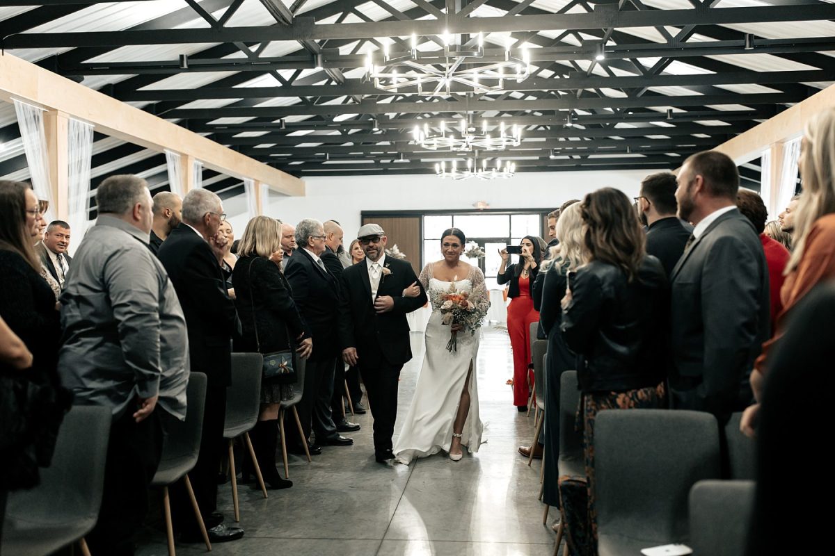 Burnt Orange Winter Wedding at The Harper | Burgh Brides | Lex King Photography