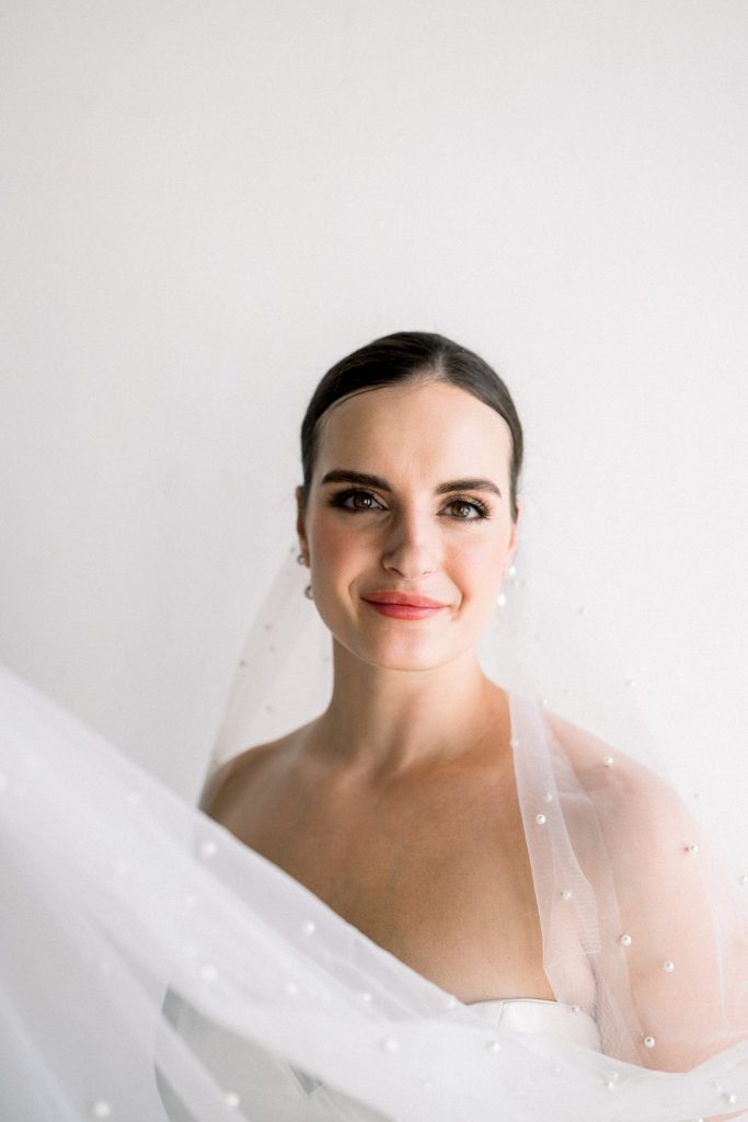 Intimate Minimalist Bar Marco Wedding | Burgh Brides | North Arrow Photography