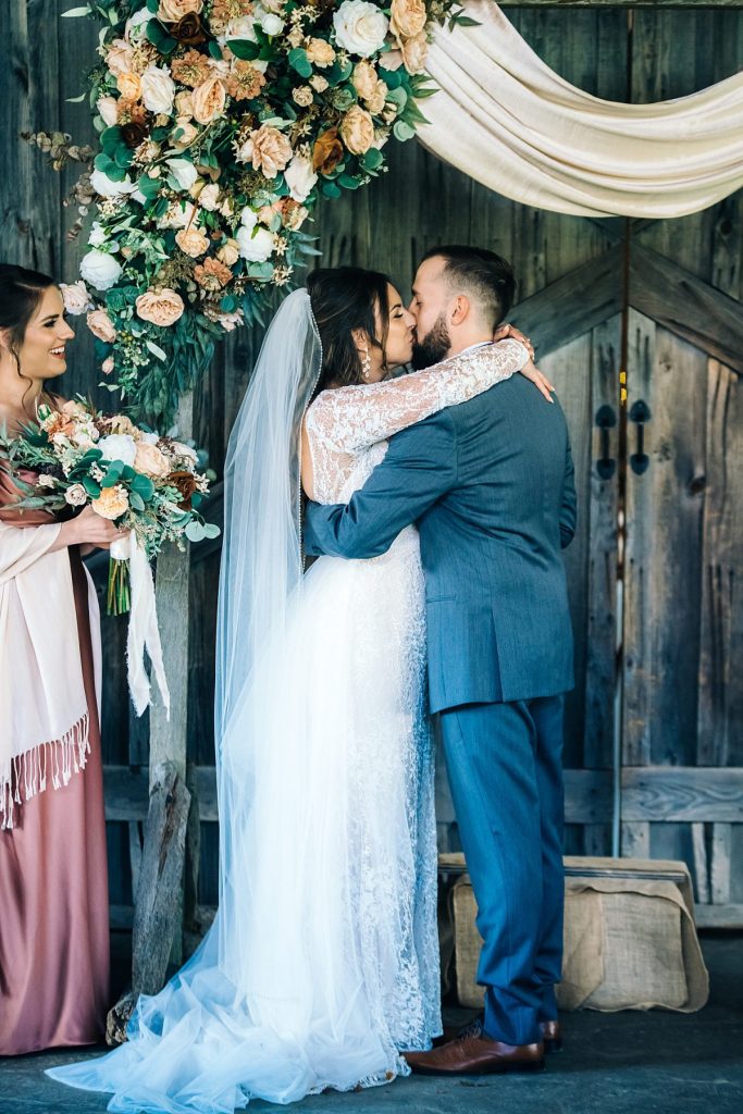 Literary Inspired Wedding at Sanaview Farms | Burgh Brides | Jill Gearhart Photography