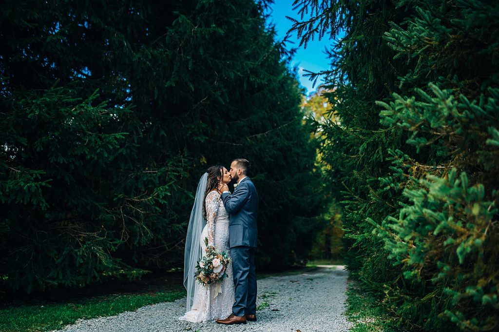 Literary Inspired Wedding at Sanaview Farms | Burgh Brides | Jill Gearhart Photography