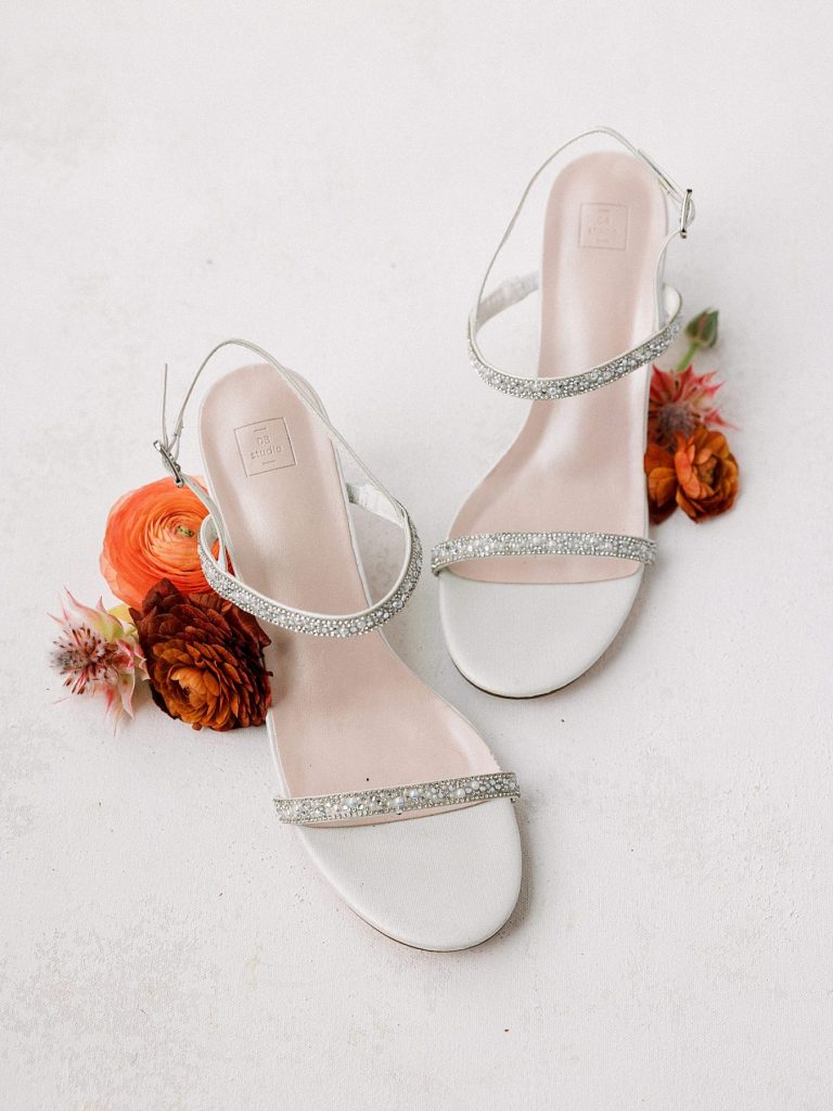 White Barn Wedding in Sunset Colors | Burgh Brides | Anne Troxel Photography