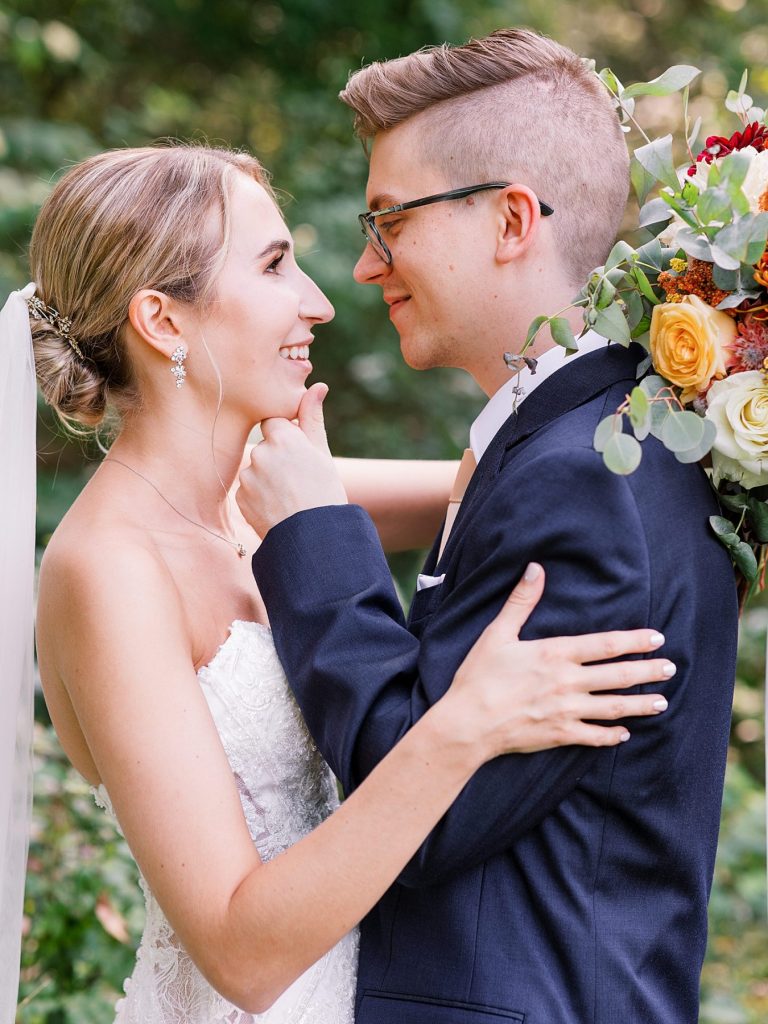 White Barn Wedding in Sunset Colors | Burgh Brides | Anne Troxel Photography
