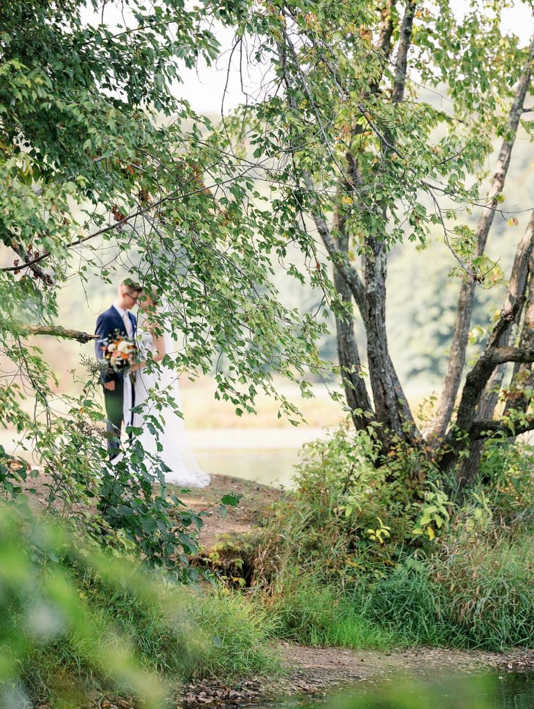 White Barn Wedding in Sunset Colors | Burgh Brides | Anne Troxel Photography