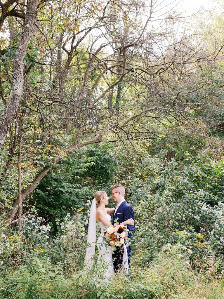 White Barn Wedding in Sunset Colors | Burgh Brides | Anne Troxel Photography
