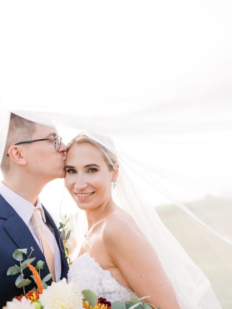 White Barn Wedding in Sunset Colors | Burgh Brides | Anne Troxel Photography