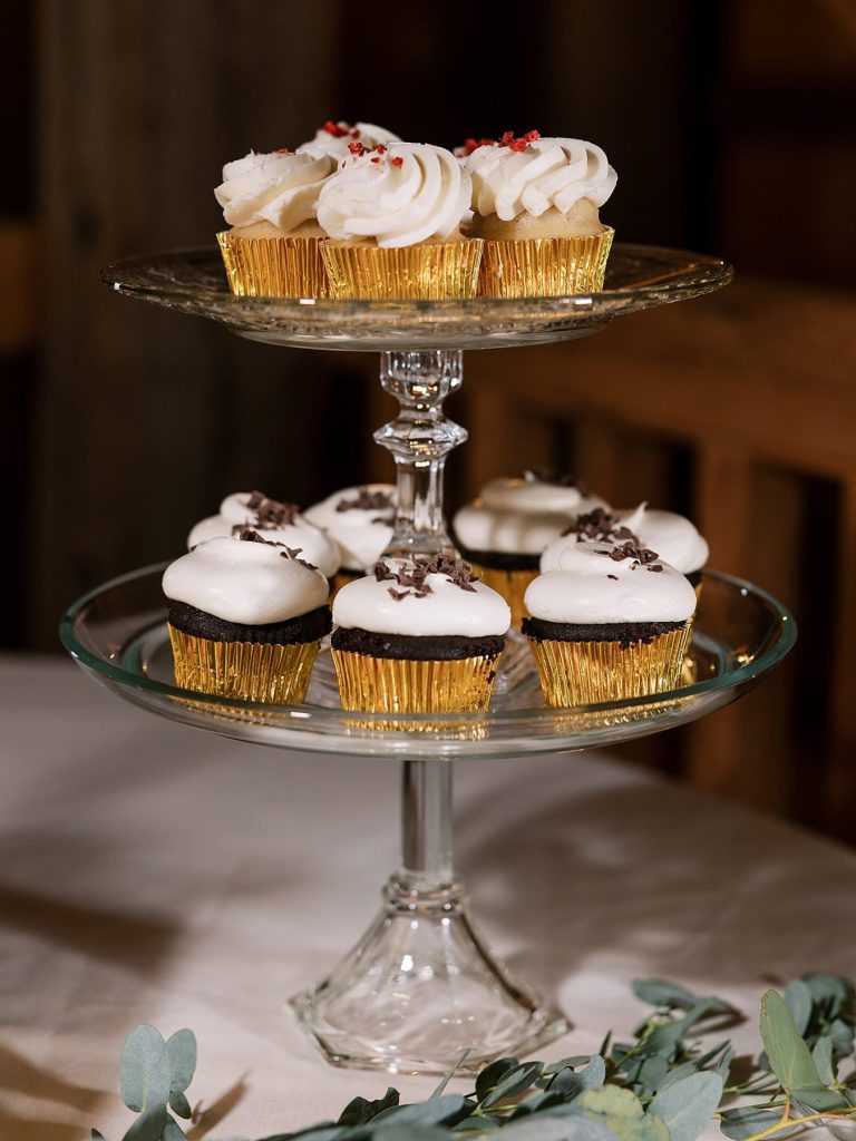 White Barn Wedding in Sunset Colors | Burgh Brides | Anne Troxel Photography