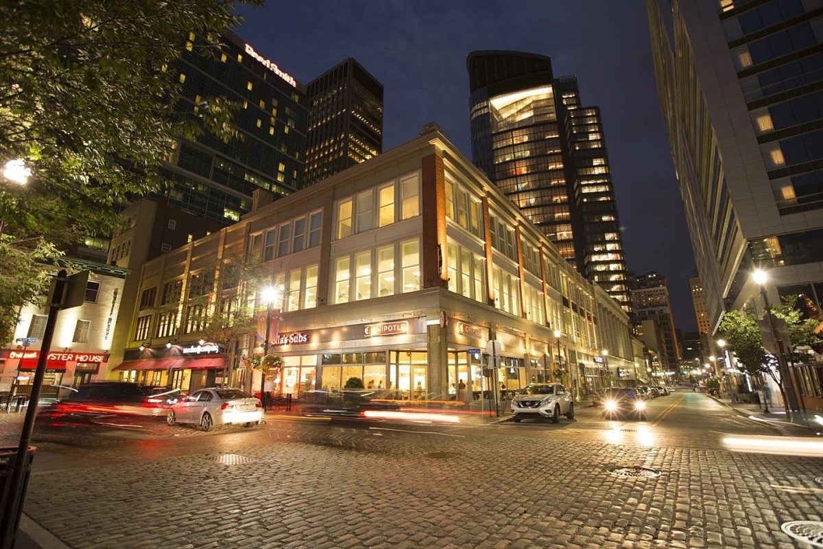 Hilton Garden Inn Pittsburgh Downtown | Pittsburgh Wedding Accommodations | Burgh Brides