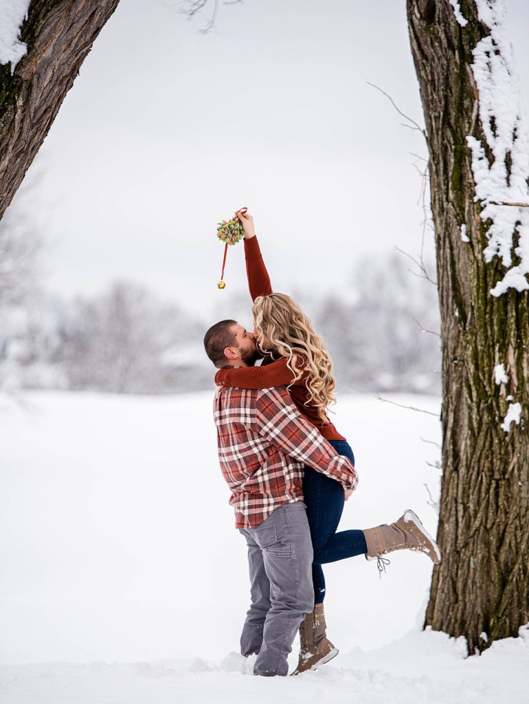 Impromptu Winter Engagement Shoot Chases New Fallen Snow | Burgh Brides | Kashia Lee Photography