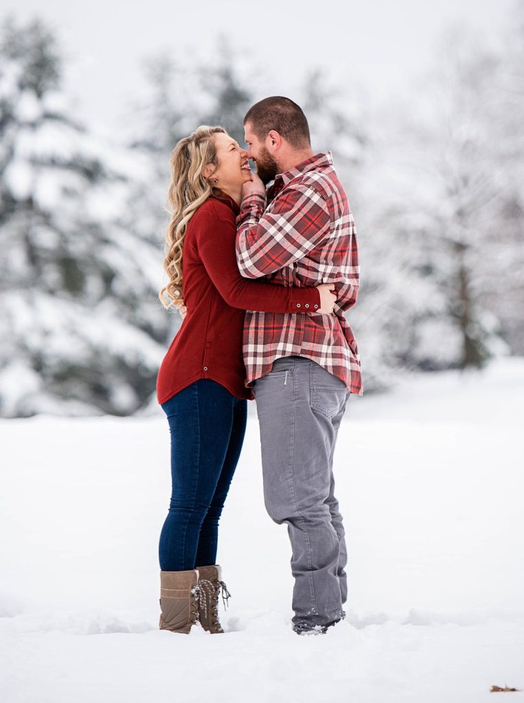 Impromptu Winter Engagement Shoot Chases New Fallen Snow | Burgh Brides | Kashia Lee Photography