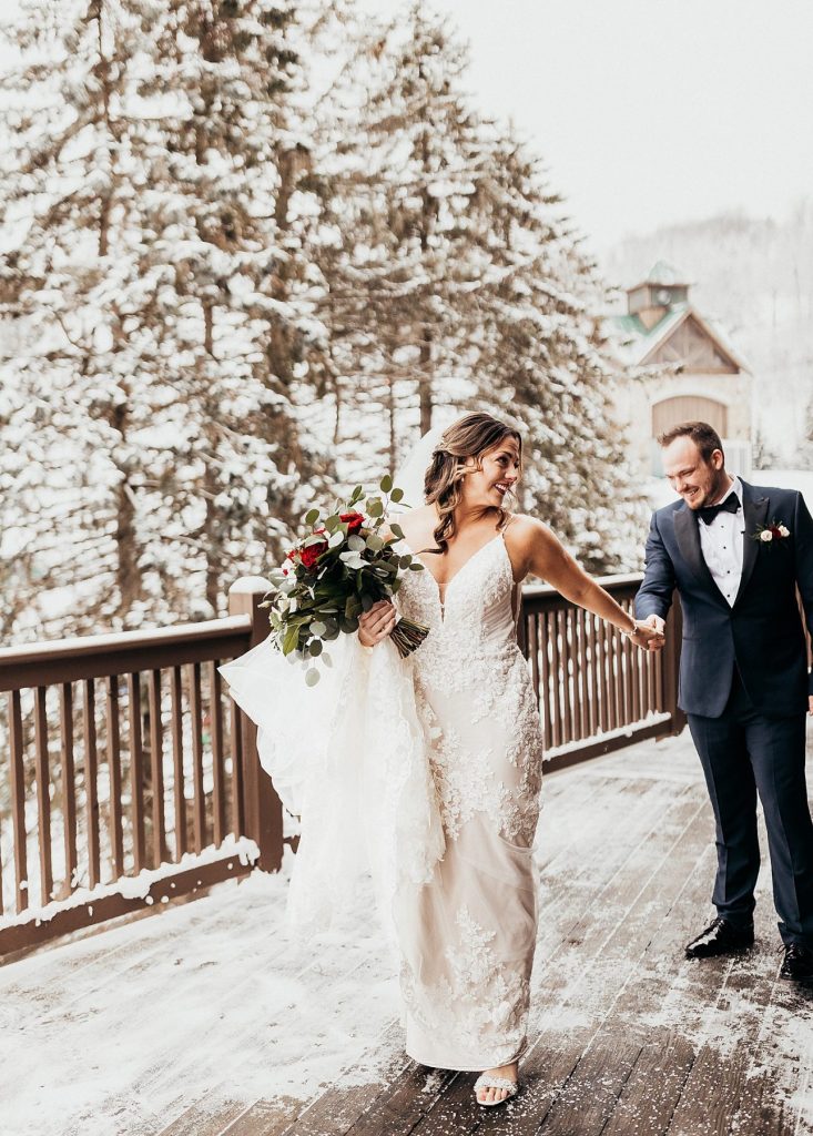 Snowy But Warm Seven Springs Wedding | Burgh Brides | Alyssa Vanston Photography