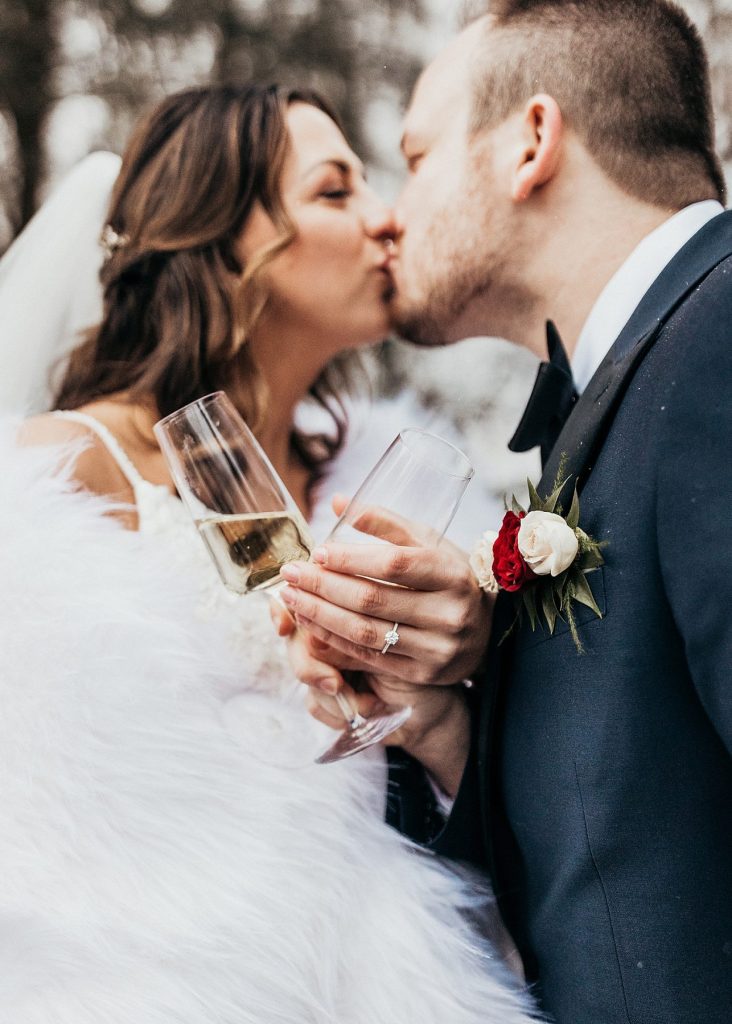 Snowy But Warm Seven Springs Wedding | Burgh Brides | Alyssa Vanston Photography