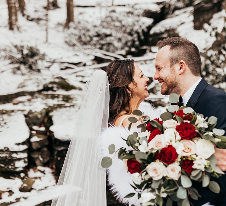Snowy But Warm Seven Springs Wedding | Burgh Brides | Alyssa Vanston Photography