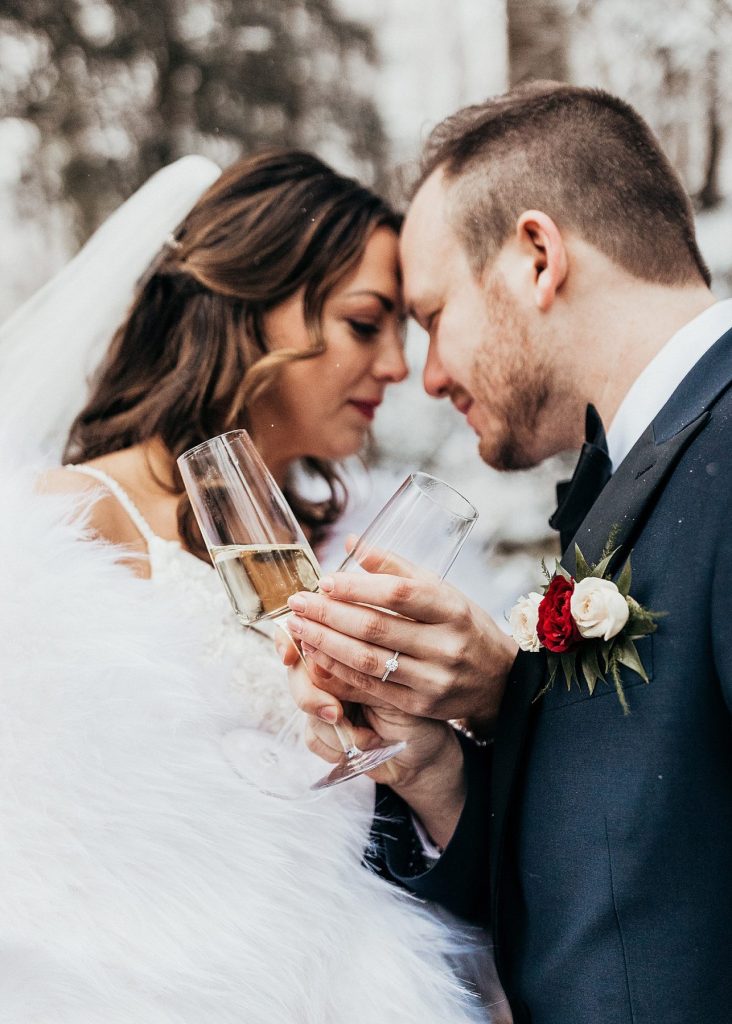 Snowy But Warm Seven Springs Wedding | Burgh Brides | Alyssa Vanston Photography