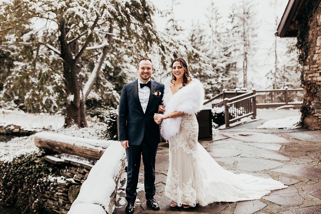 Snowy But Warm Seven Springs Wedding | Burgh Brides | Alyssa Vanston Photography
