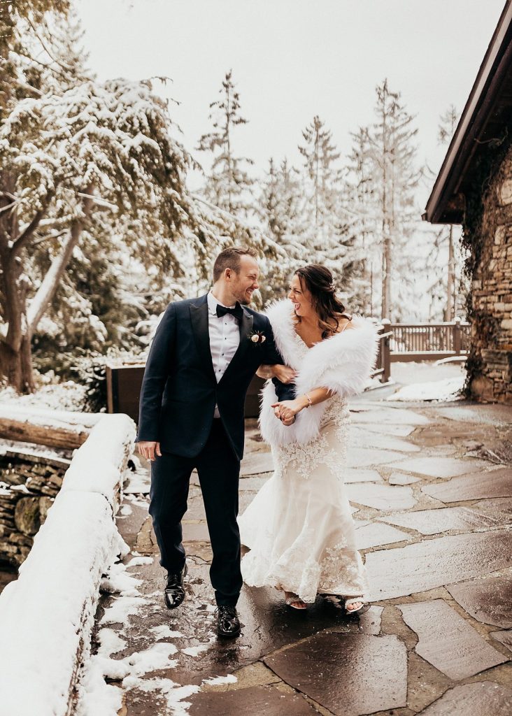 Snowy But Warm Seven Springs Wedding | Burgh Brides | Alyssa Vanston Photography
