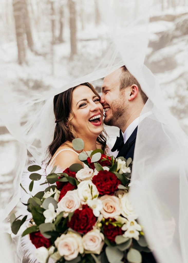 Snowy But Warm Seven Springs Wedding | Burgh Brides | Alyssa Vanston Photography