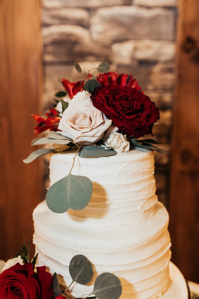 Snowy But Warm Seven Springs Wedding | Burgh Brides | Alyssa Vanston Photography