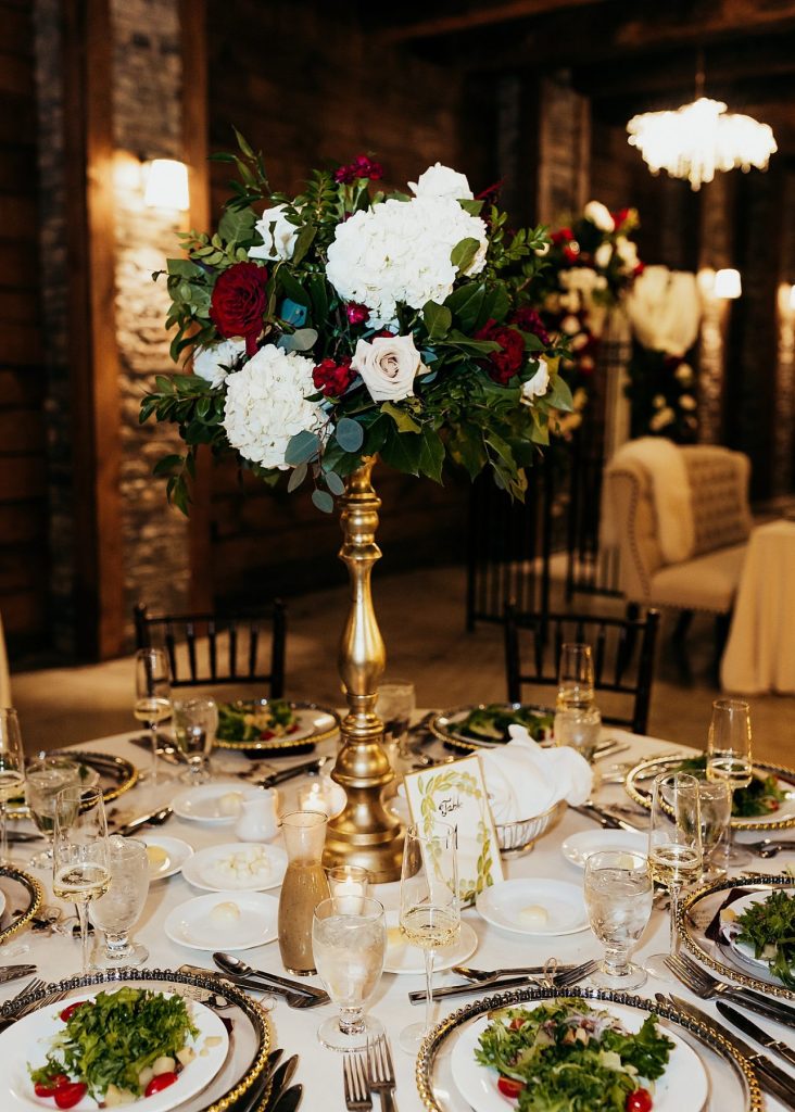 Snowy But Warm Seven Springs Wedding | Burgh Brides | Alyssa Vanston Photography