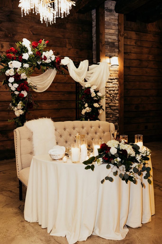 Snowy But Warm Seven Springs Wedding | Burgh Brides | Alyssa Vanston Photography
