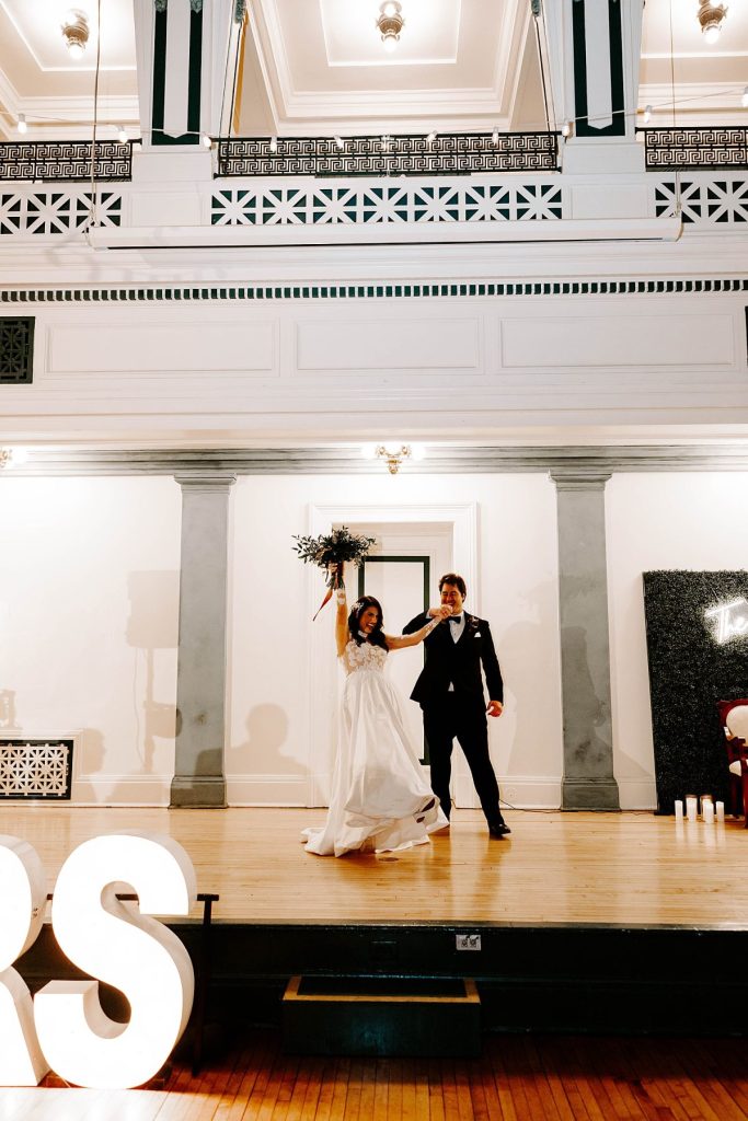 Vintage Inspired Winter Wedding at Soldiers & Sailors | Burgh Brides | Rachel Wehan Photography