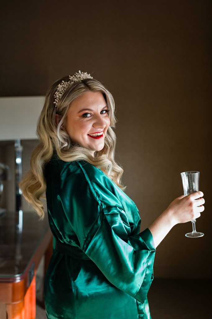 Sparkling & Heartfelt Winter Wedding At The Fez | Burgh Brides | Kristen Wynn Photography