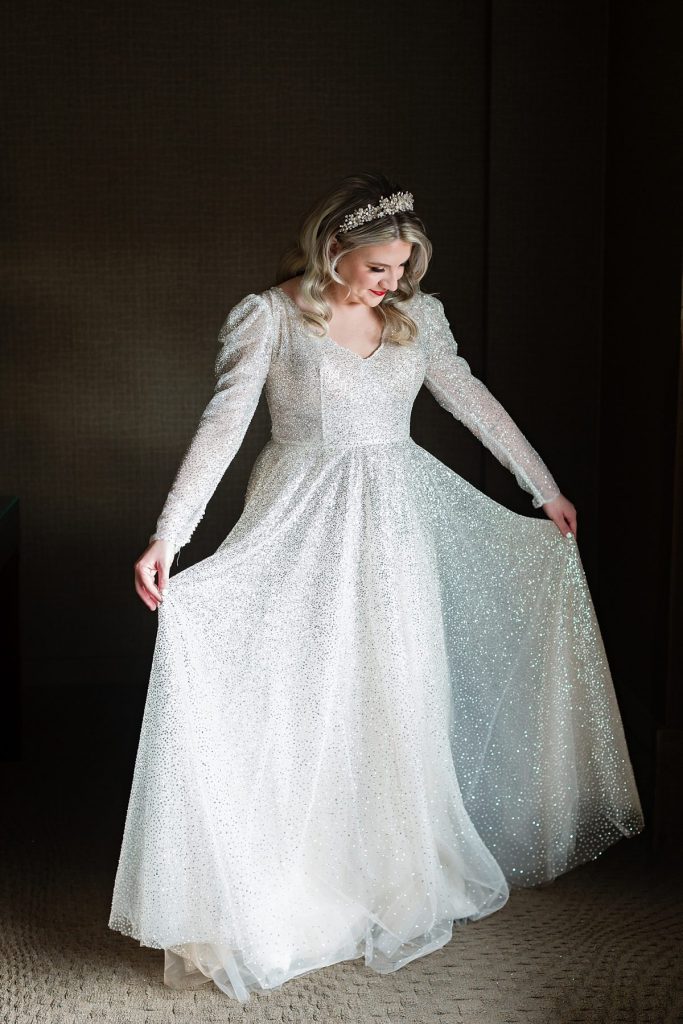 Sparkling & Heartfelt Winter Wedding At The Fez | Burgh Brides | Kristen Wynn Photography