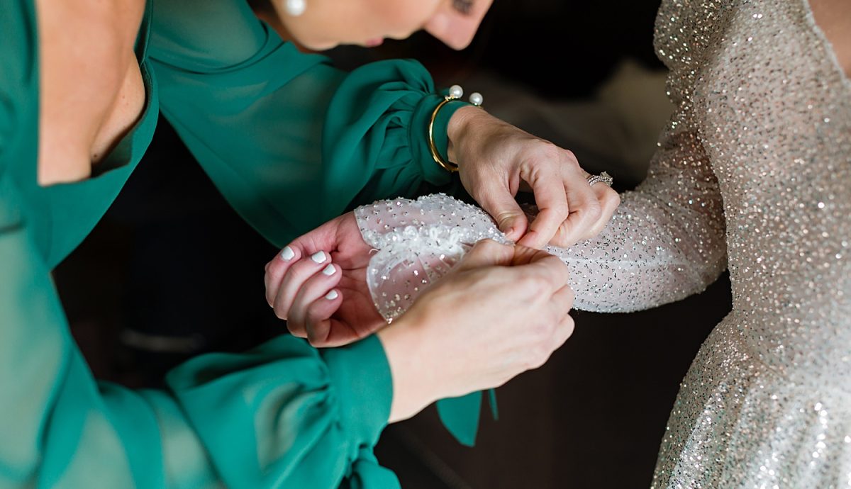 Sparkling & Heartfelt Winter Wedding At The Fez | Burgh Brides | Kristen Wynn Photography